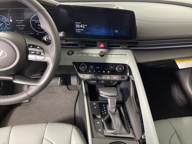 new 2025 Hyundai Elantra car, priced at $31,090