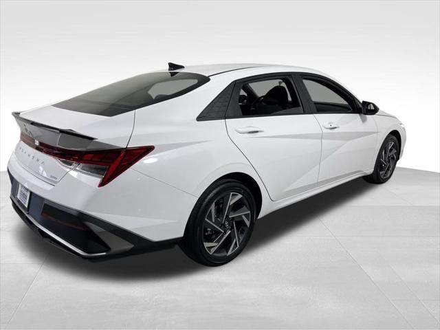 new 2025 Hyundai Elantra car, priced at $27,460