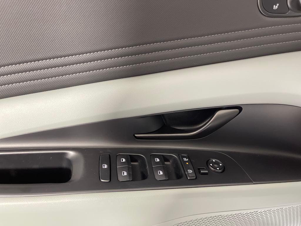 new 2025 Hyundai Elantra car, priced at $29,385