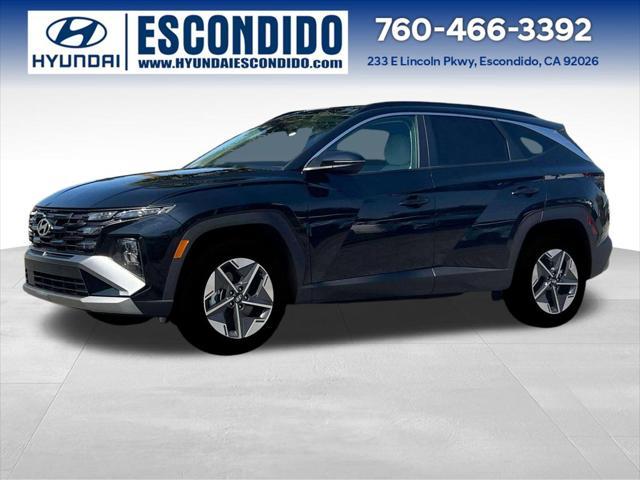 new 2025 Hyundai TUCSON Hybrid car, priced at $37,250