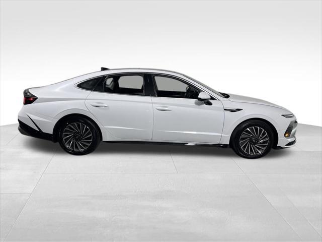new 2025 Hyundai Sonata Hybrid car, priced at $37,841