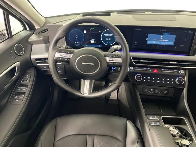 new 2025 Hyundai Sonata Hybrid car, priced at $37,841