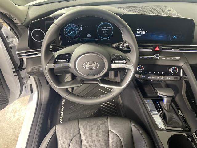new 2025 Hyundai Elantra car, priced at $30,870