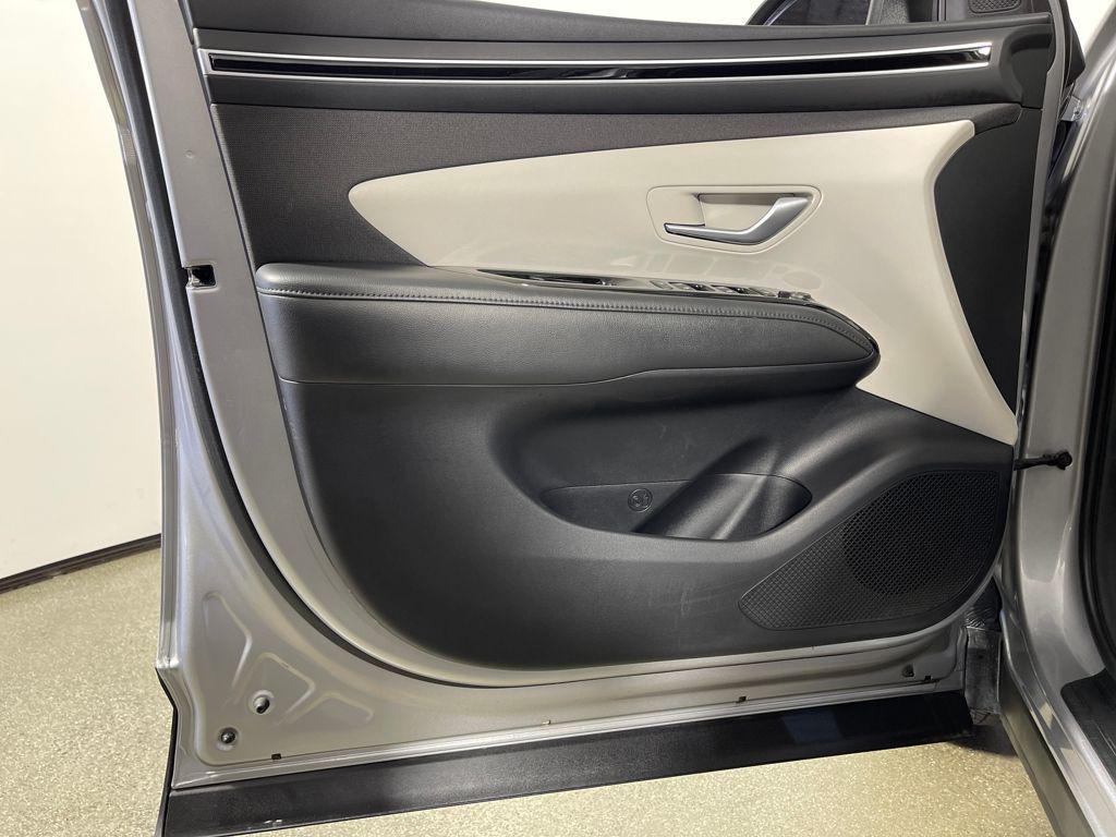used 2022 Hyundai TUCSON Hybrid car, priced at $20,595