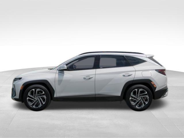 new 2025 Hyundai TUCSON Hybrid car, priced at $42,705