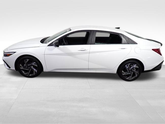 new 2025 Hyundai Elantra car, priced at $23,903