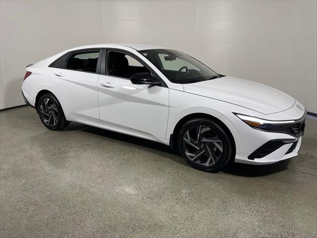 new 2025 Hyundai Elantra car, priced at $28,435