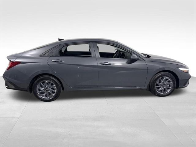 new 2025 Hyundai ELANTRA HEV car, priced at $24,571