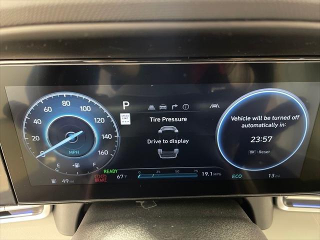 new 2025 Hyundai Elantra car, priced at $30,090