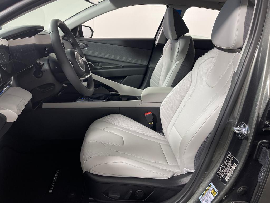 new 2025 Hyundai ELANTRA HEV car, priced at $28,620