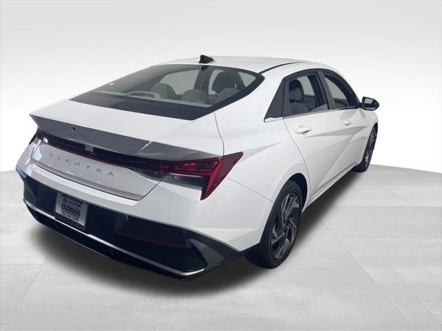 new 2025 Hyundai Elantra car, priced at $25,855