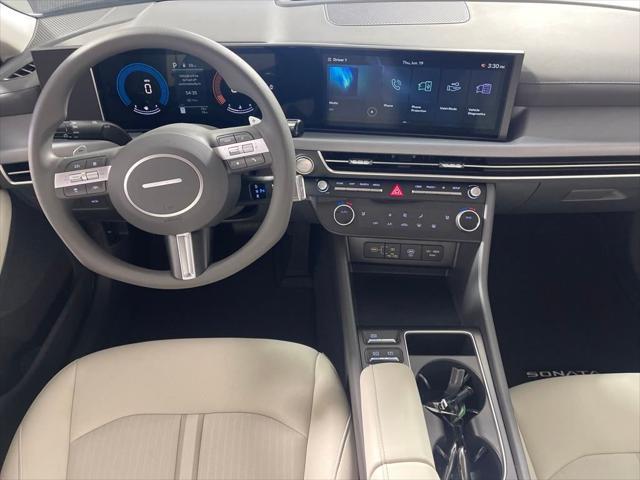 new 2025 Hyundai Sonata car, priced at $28,580