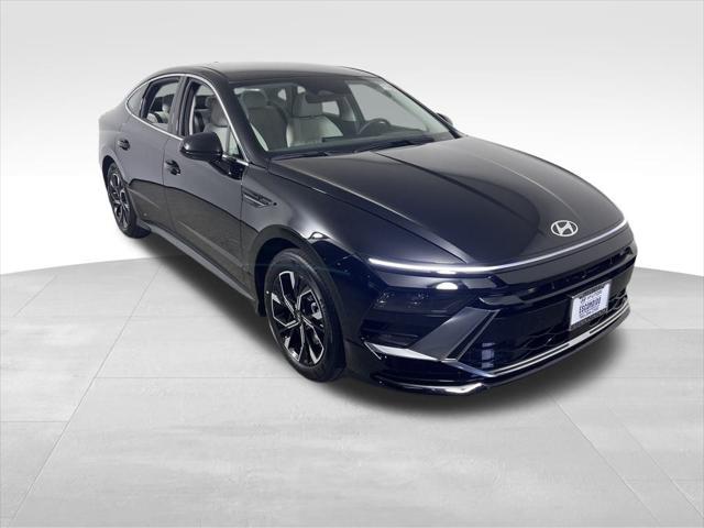 new 2025 Hyundai Sonata car, priced at $28,580