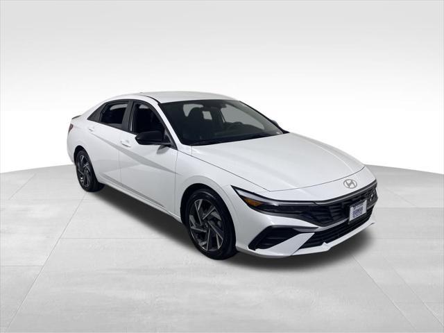 new 2025 Hyundai Elantra car, priced at $27,385