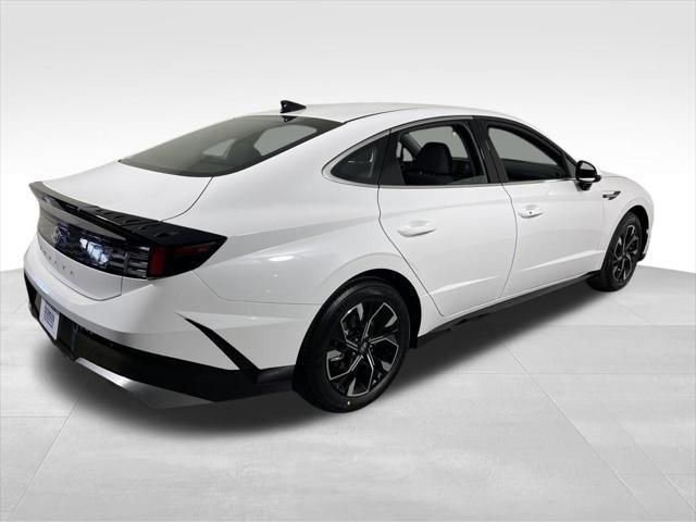 new 2025 Hyundai Sonata car, priced at $29,135