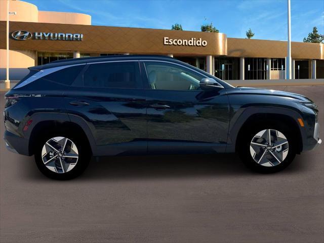 new 2025 Hyundai TUCSON Hybrid car, priced at $37,250