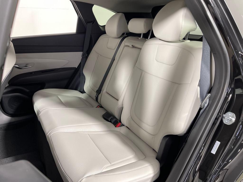 new 2025 Hyundai TUCSON Hybrid car, priced at $34,500
