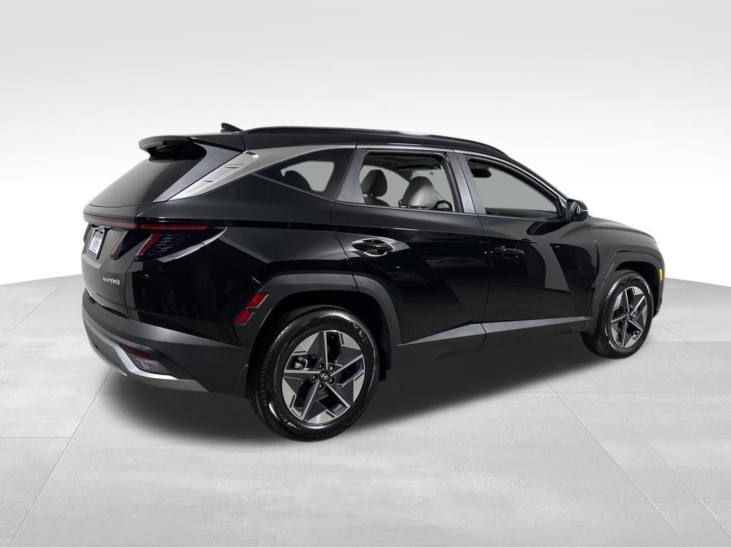 new 2025 Hyundai TUCSON Hybrid car, priced at $34,500