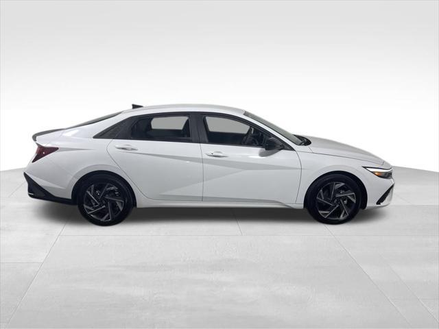 new 2025 Hyundai Elantra car, priced at $24,315