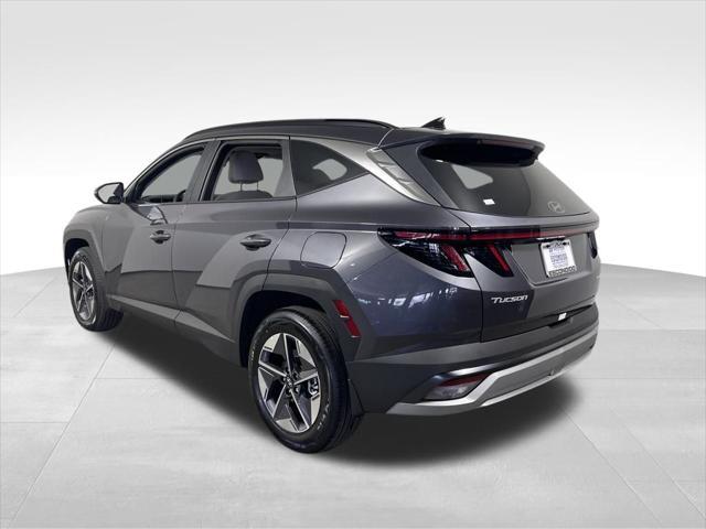 new 2025 Hyundai TUCSON Hybrid car, priced at $37,250