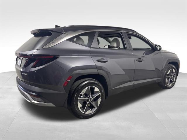 new 2025 Hyundai TUCSON Hybrid car, priced at $37,250
