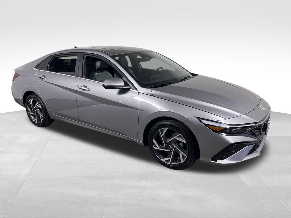 new 2025 Hyundai ELANTRA HEV car, priced at $28,646