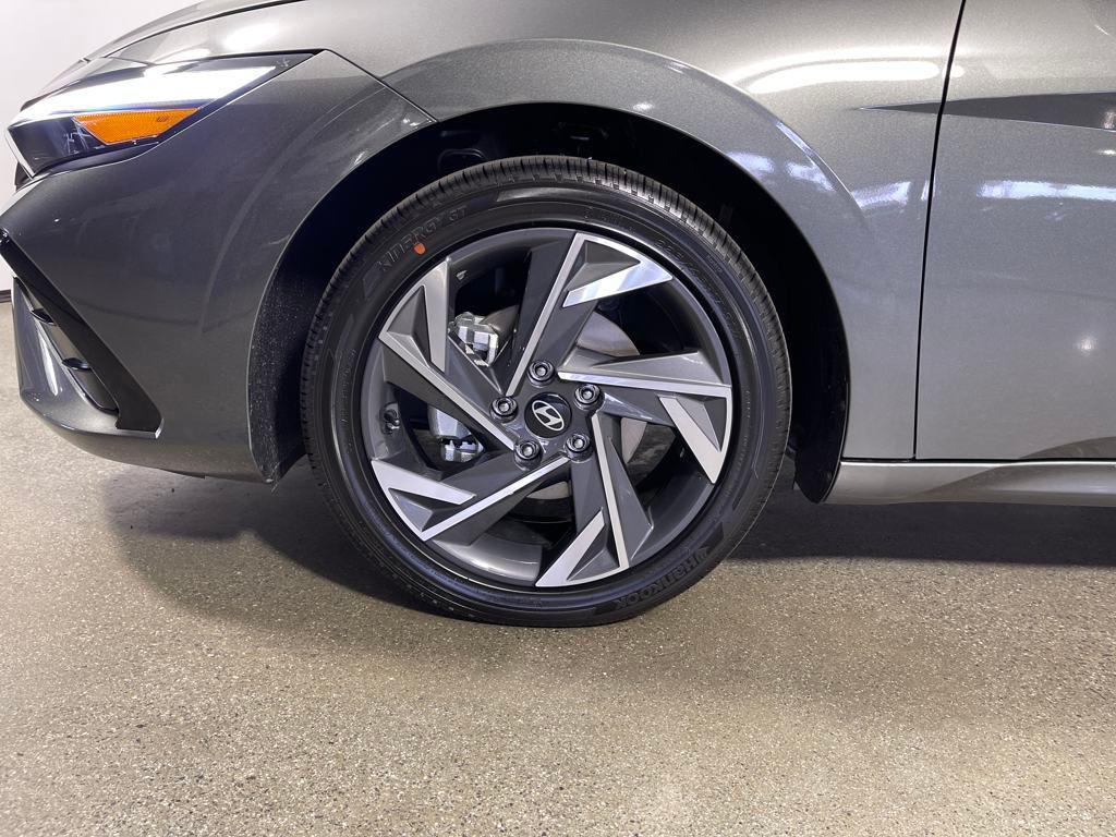 new 2025 Hyundai ELANTRA HEV car, priced at $28,646