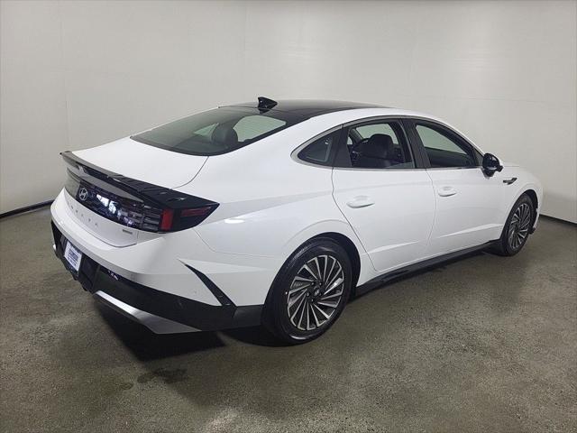 new 2025 Hyundai Sonata Hybrid car, priced at $39,188