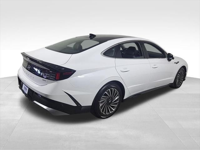 new 2025 Hyundai Sonata Hybrid car, priced at $38,052