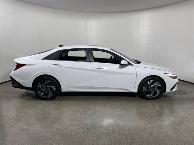 new 2025 Hyundai Elantra car, priced at $26,840