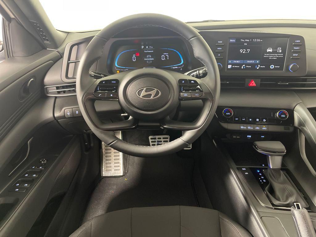 new 2025 Hyundai Elantra car, priced at $24,194
