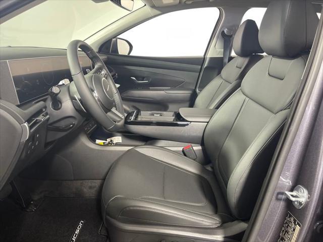 new 2025 Hyundai TUCSON Hybrid car, priced at $37,180