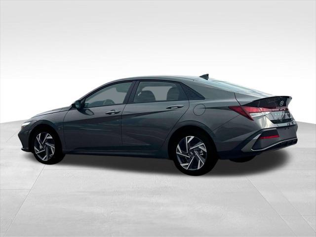 new 2025 Hyundai Elantra car, priced at $23,815