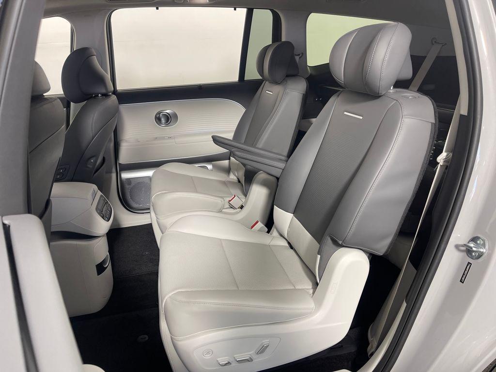 new 2026 Hyundai IONIQ 9 car, priced at $69,620