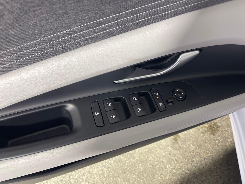new 2025 Hyundai ELANTRA HEV car, priced at $28,567