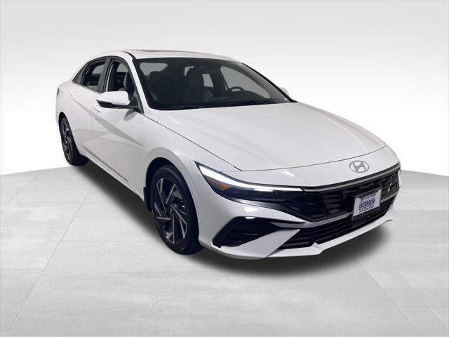 new 2025 Hyundai Elantra car, priced at $30,575