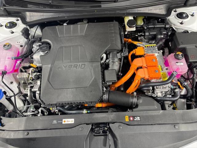 new 2025 Hyundai Elantra car, priced at $30,575