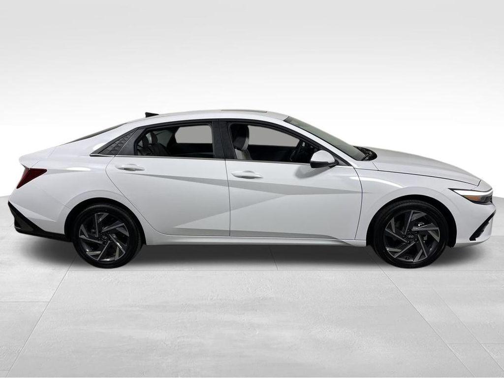 new 2025 Hyundai ELANTRA HEV car, priced at $28,976