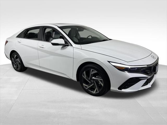 new 2025 Hyundai Elantra car, priced at $29,976