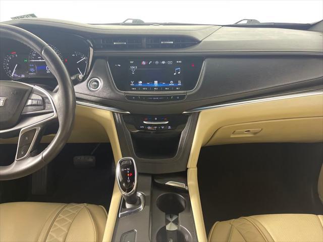 used 2017 Cadillac XT5 car, priced at $14,995