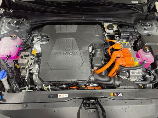 new 2025 Hyundai Elantra car, priced at $27,935