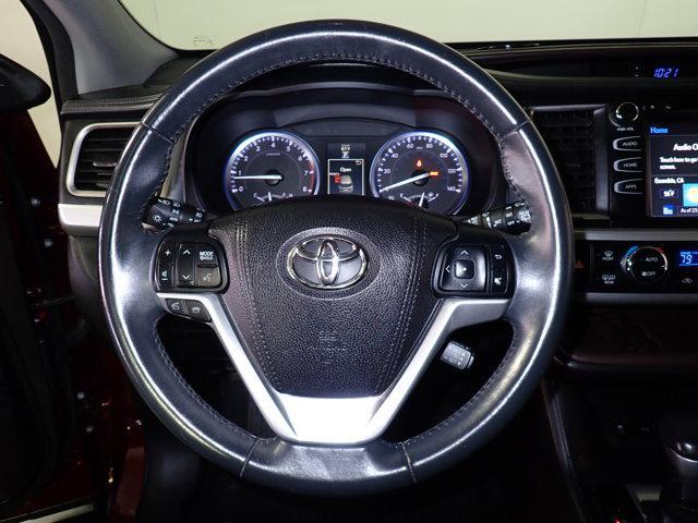 used 2016 Toyota Highlander car, priced at $19,995