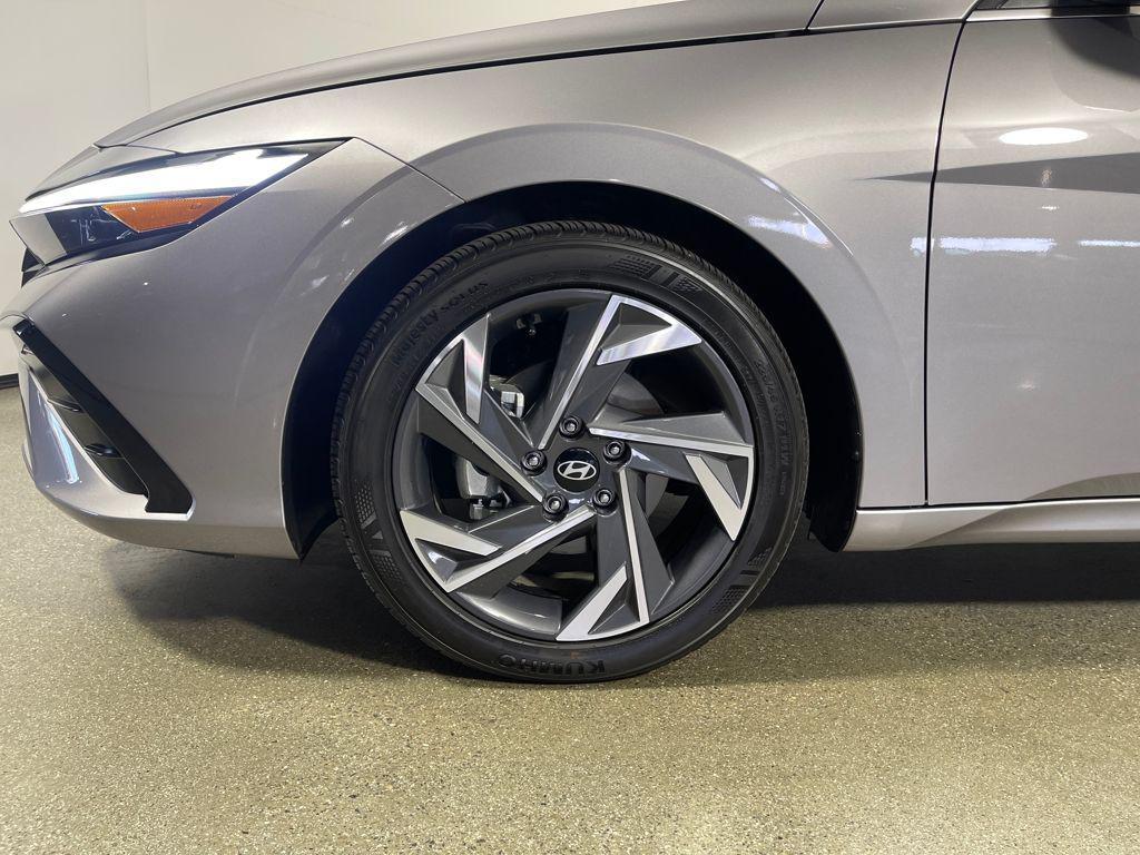 used 2025 Hyundai Elantra car, priced at $21,297