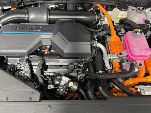 new 2025 Hyundai TUCSON Hybrid car, priced at $37,250