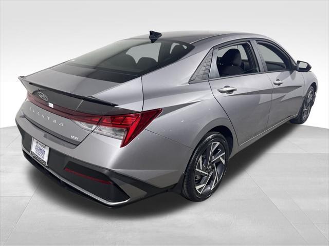 new 2025 Hyundai Elantra car, priced at $27,685