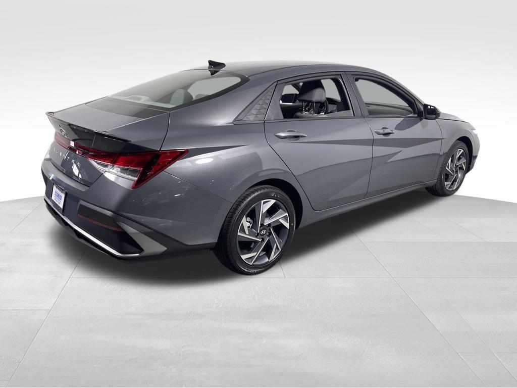 new 2025 Hyundai Elantra car, priced at $23,873