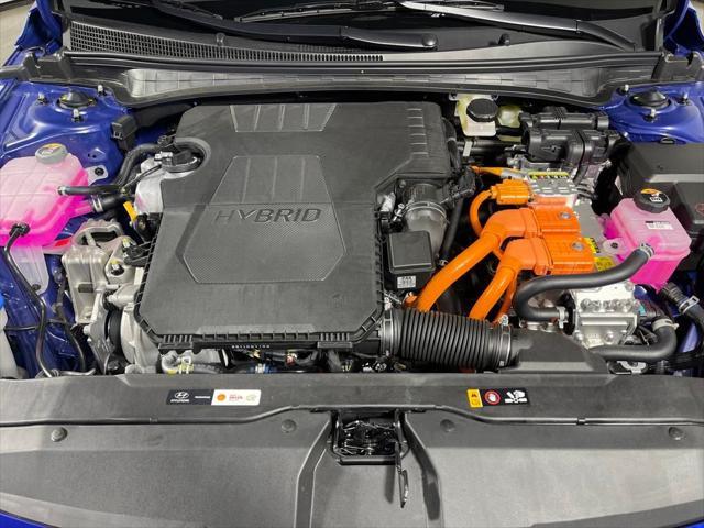 new 2025 Hyundai Elantra car, priced at $27,685