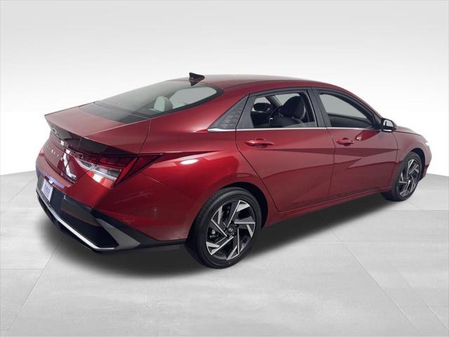 new 2025 Hyundai Elantra car, priced at $30,108