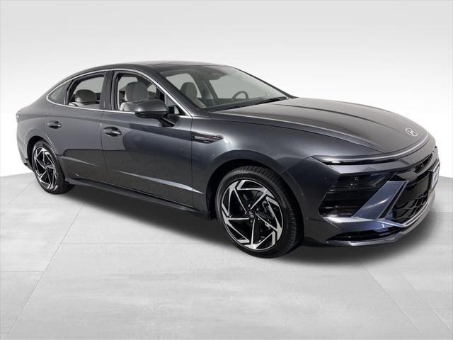 new 2025 Hyundai Sonata car, priced at $31,590