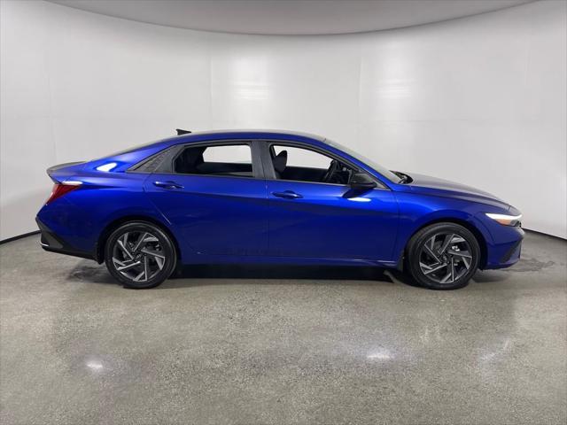 new 2025 Hyundai Elantra car, priced at $27,935